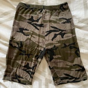 Pretty Little Thing camo bike shorts